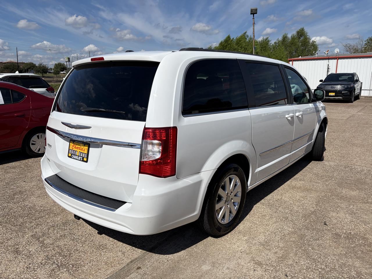 Chrysler Town & Country 4dr Wgn Touring 2016
