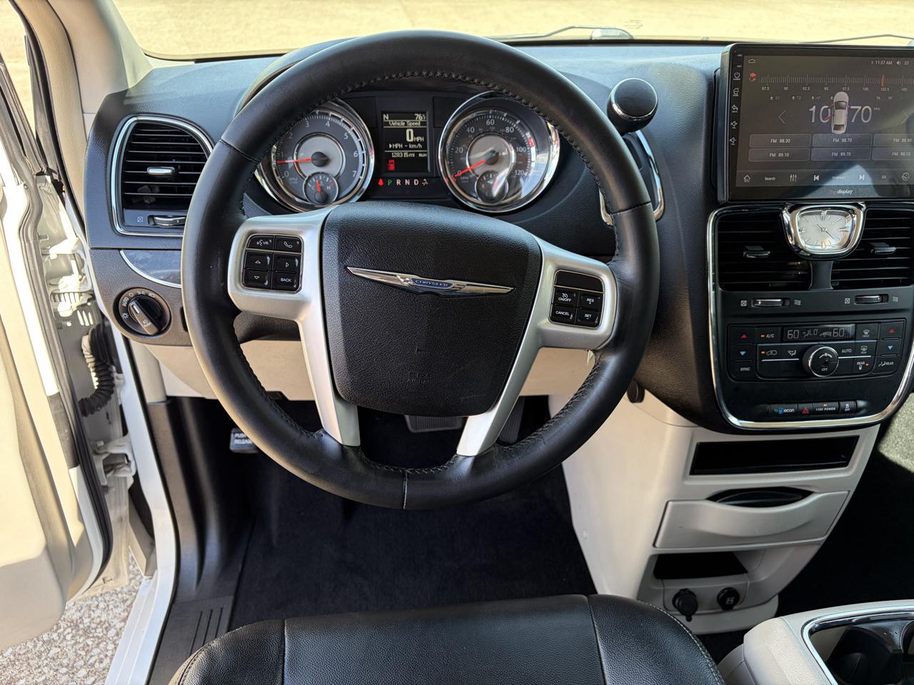 Chrysler Town & Country 4dr Wgn Touring 2016