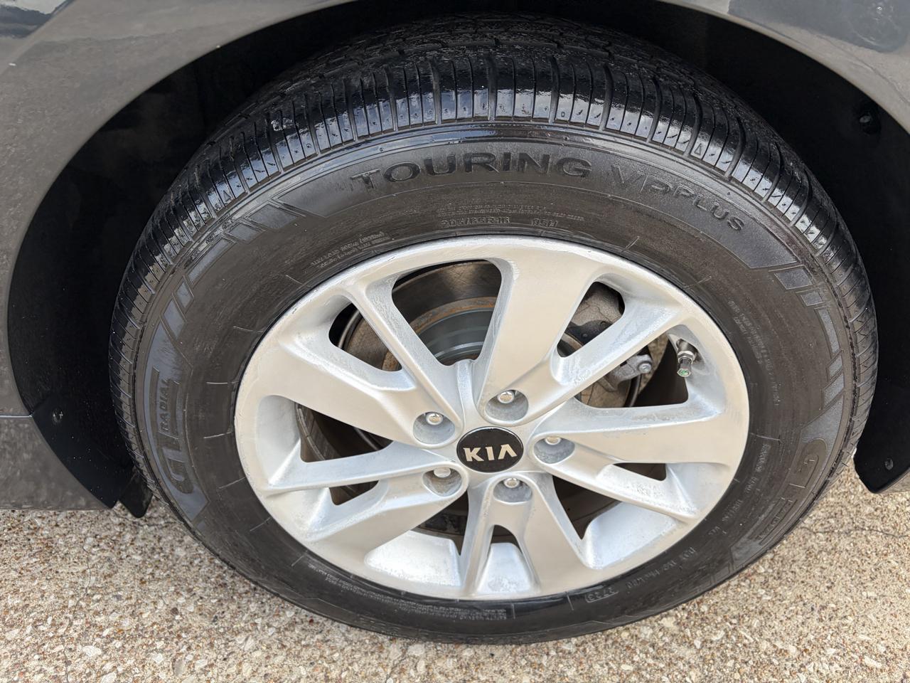 Kia Optima 4dr Sdn LX 2016