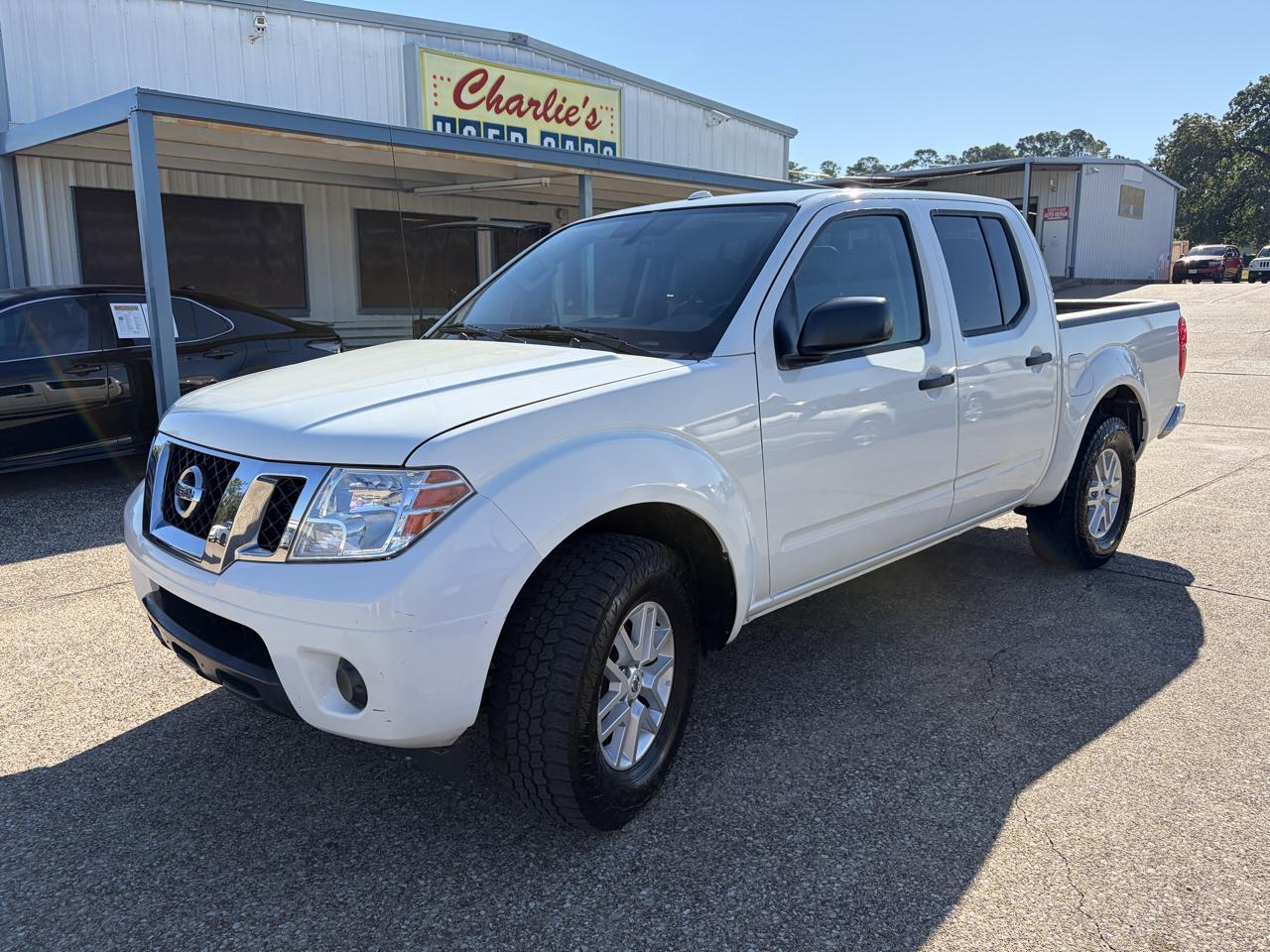 2018 Nissan Frontier Crew Cab 4x4 SV V6 Auto