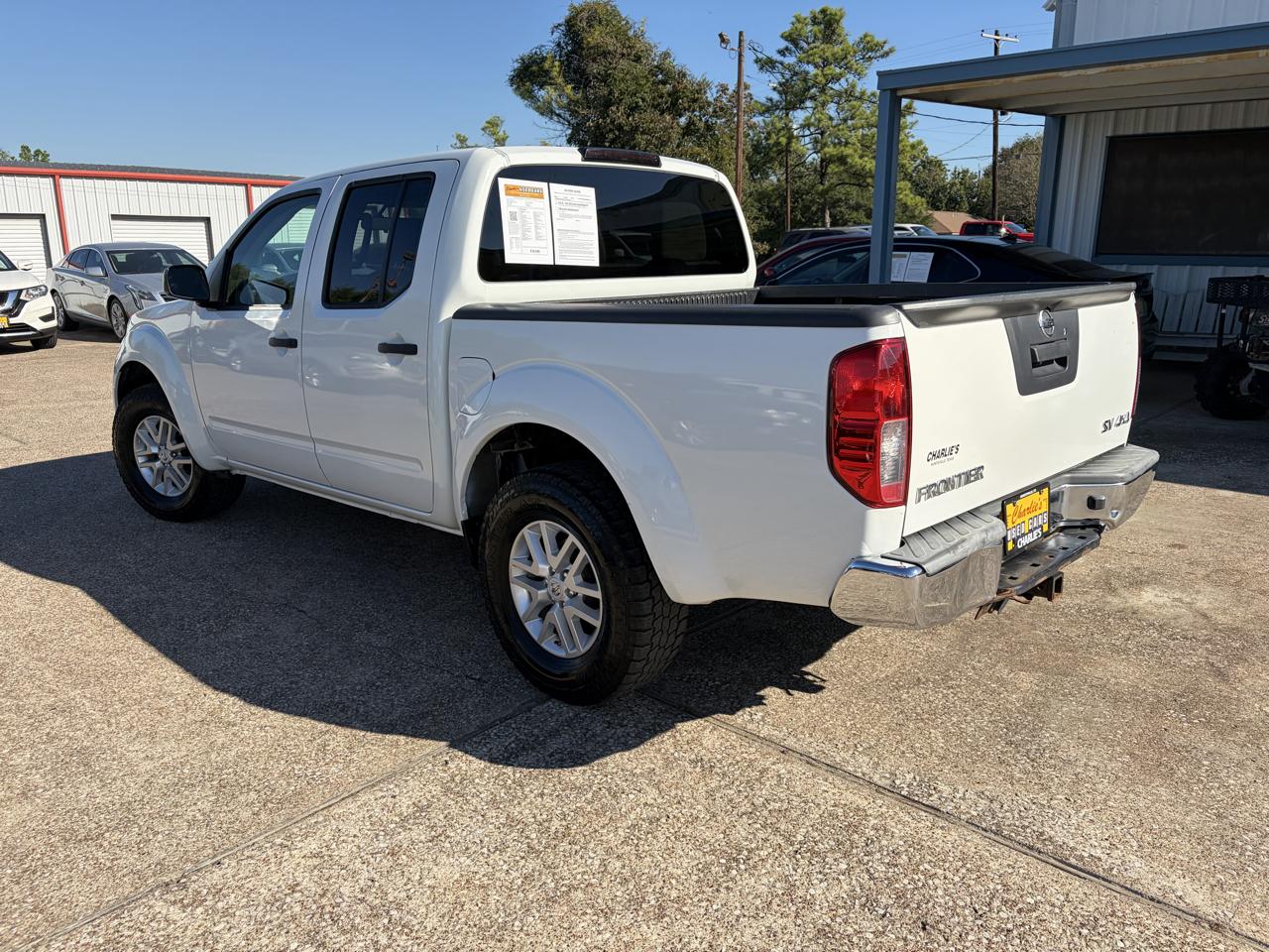 Nissan Frontier Crew Cab 4x4 SV V6 Auto 2018