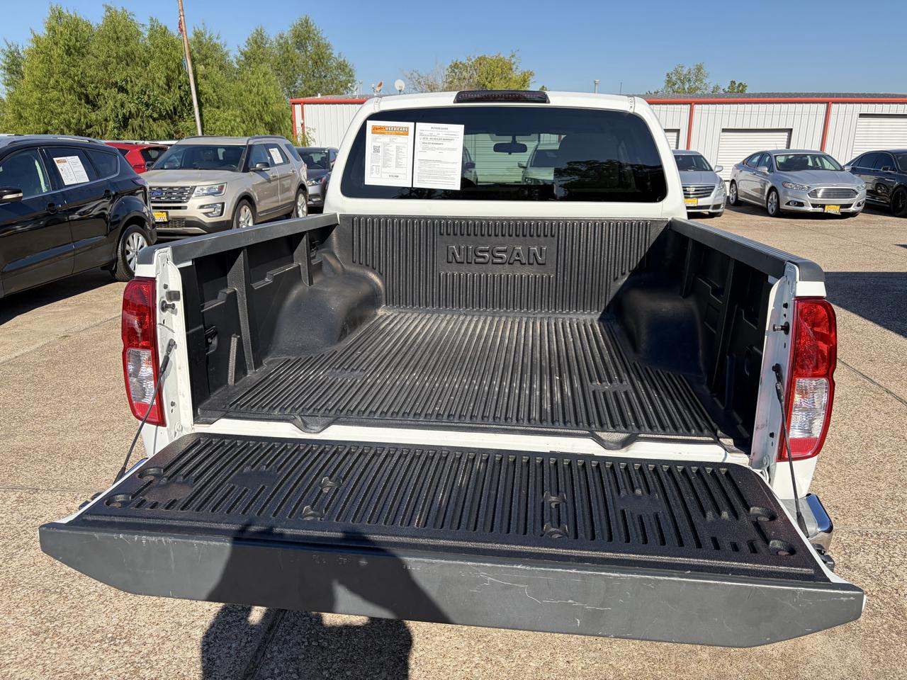 Nissan Frontier Crew Cab 4x4 SV V6 Auto 2018