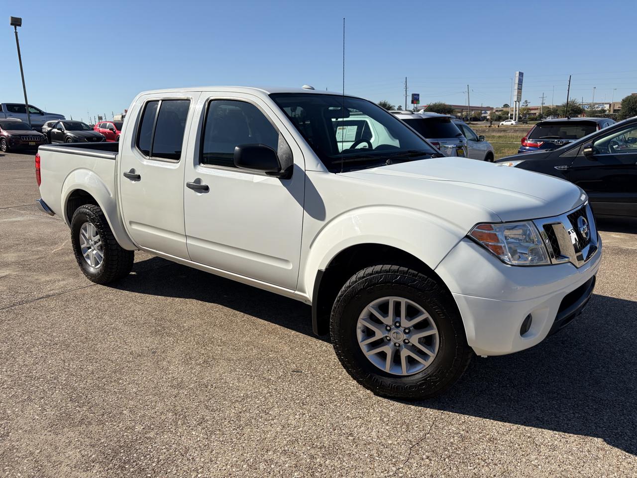 Nissan Frontier Crew Cab 4x4 SV V6 Auto 2018