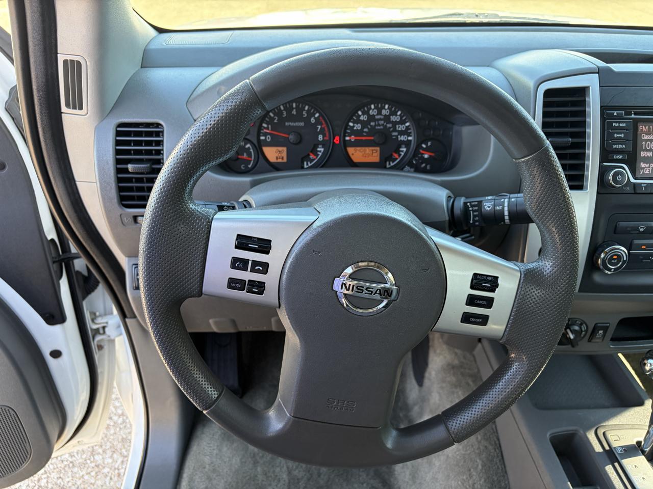 Nissan Frontier Crew Cab 4x4 SV V6 Auto 2018