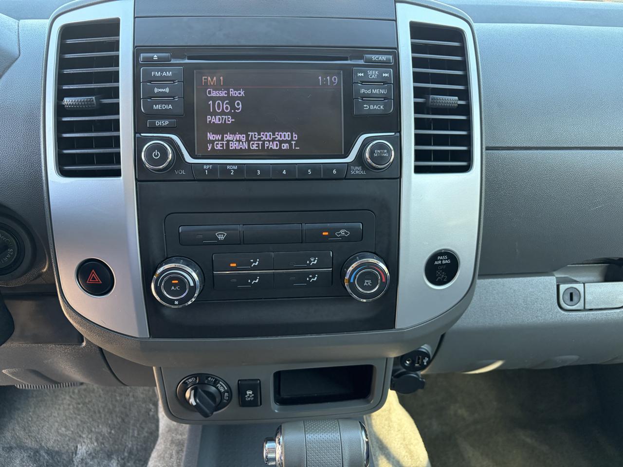 Nissan Frontier Crew Cab 4x4 SV V6 Auto 2018