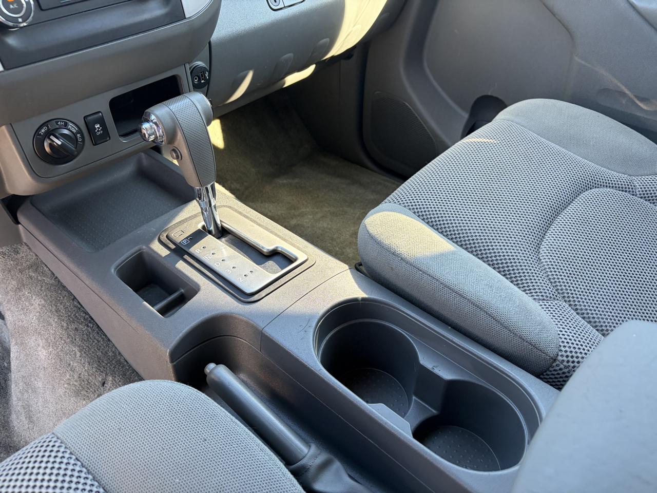Nissan Frontier Crew Cab 4x4 SV V6 Auto 2018