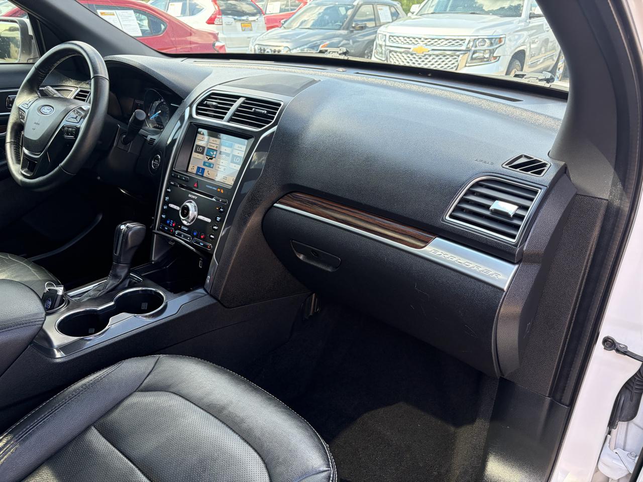 Ford Explorer Limited FWD 2018