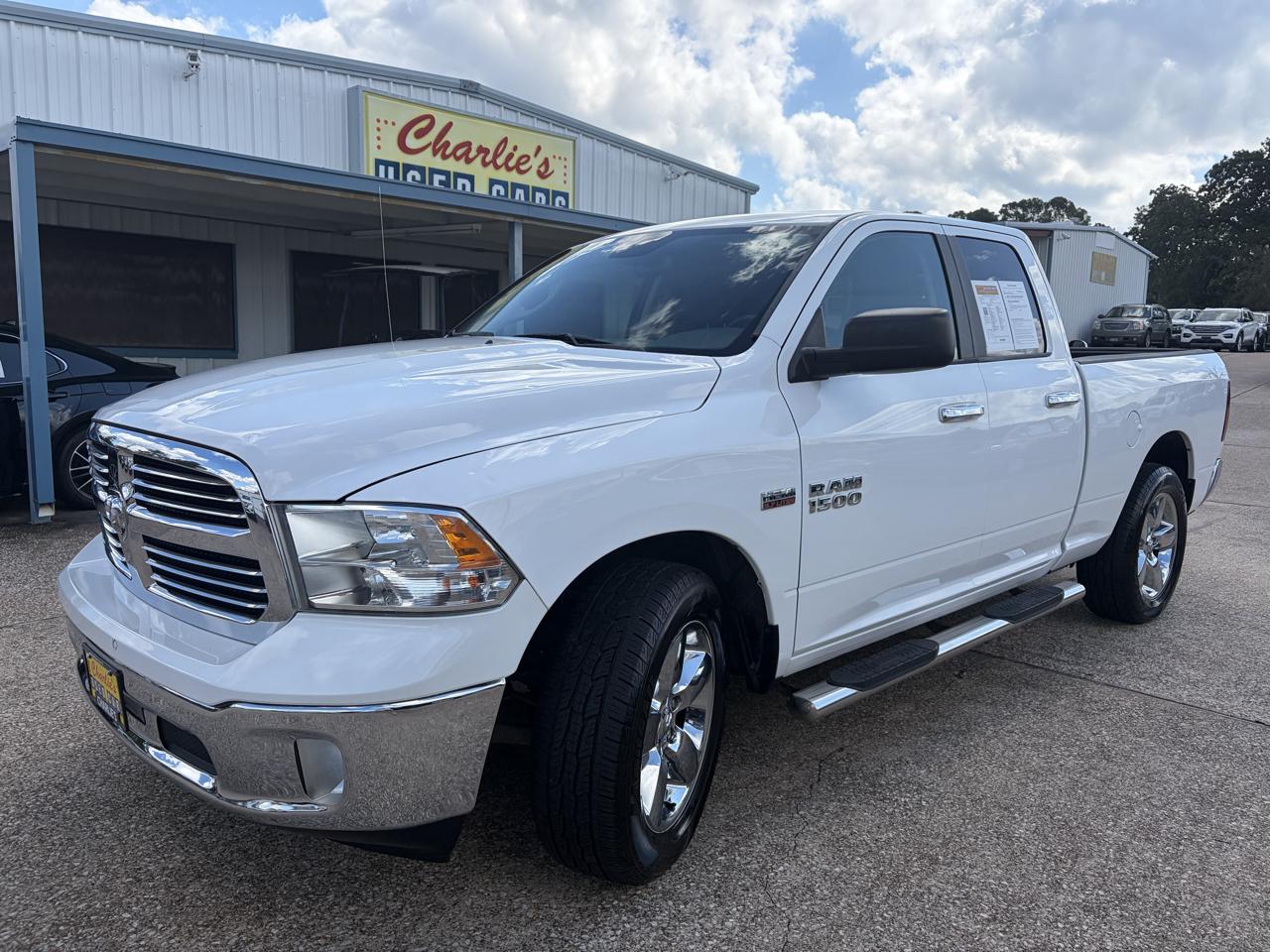 2015 RAM 1500 2WD Quad Cab 140.5" Big Horn