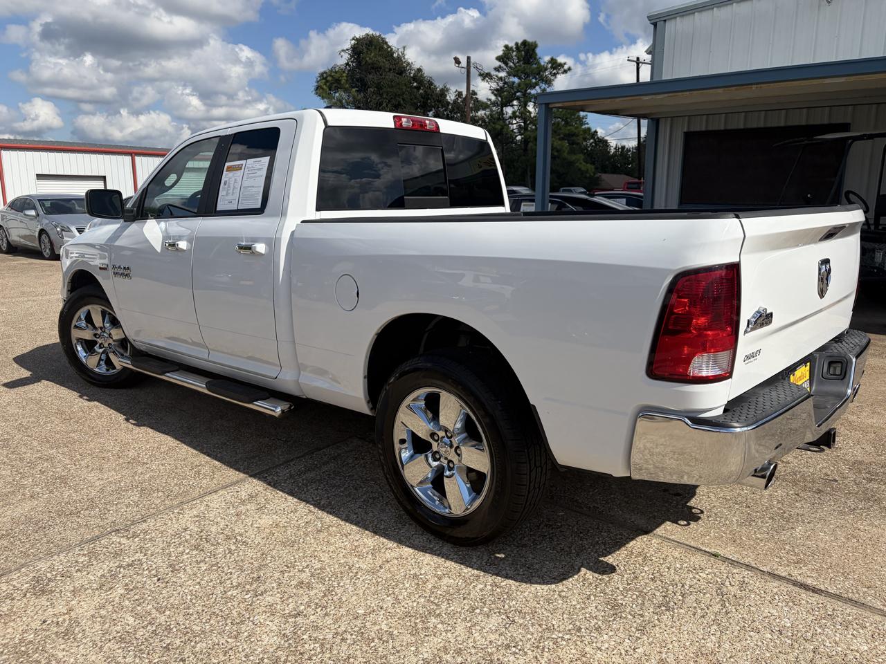 RAM 1500 2WD Quad Cab 140.5" Big Horn 2015