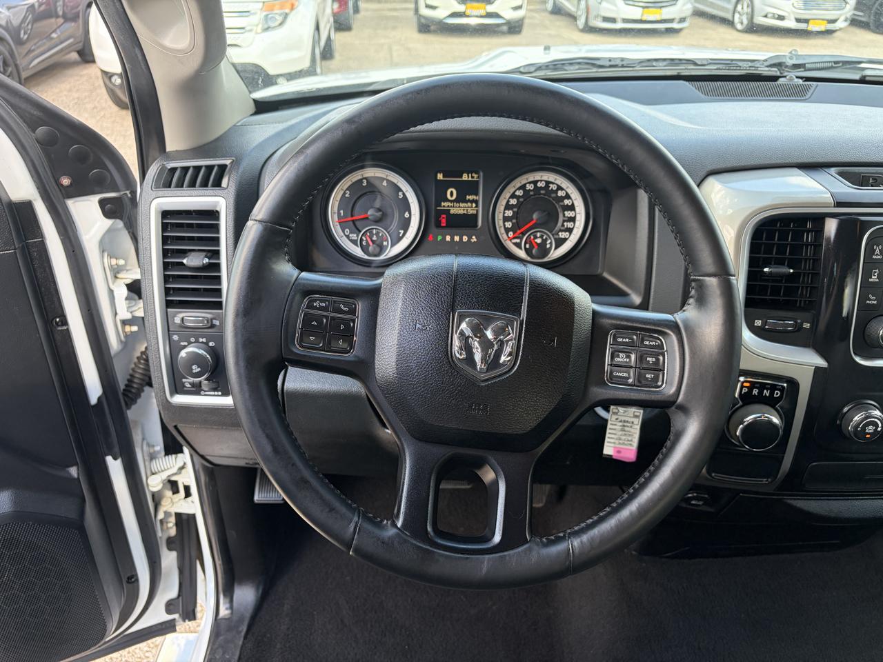 RAM 1500 2WD Quad Cab 140.5" Big Horn 2015