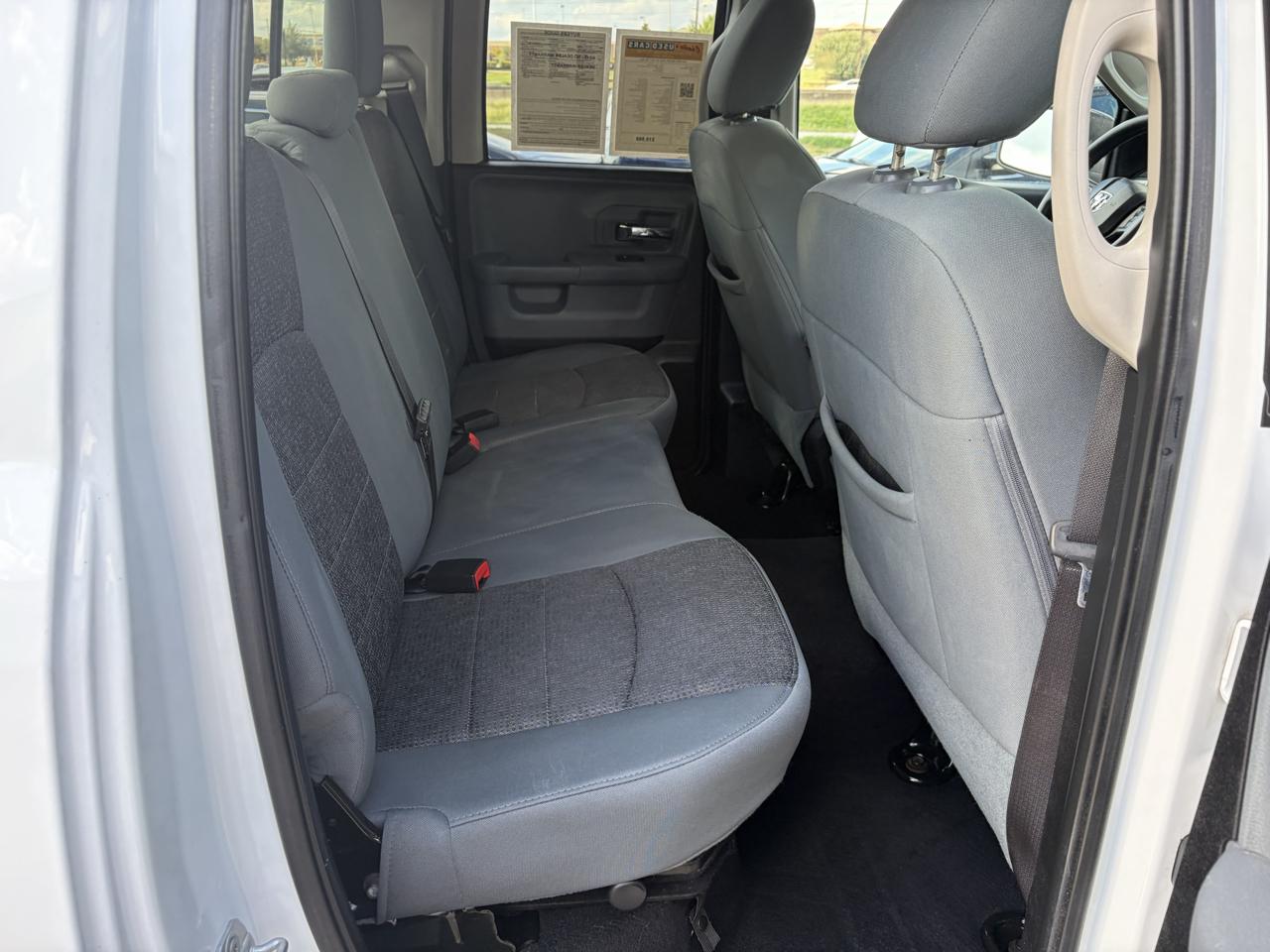 RAM 1500 2WD Quad Cab 140.5" Big Horn 2015