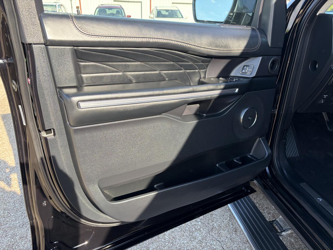 Ford Expedition Max Platinum 4x2 2021