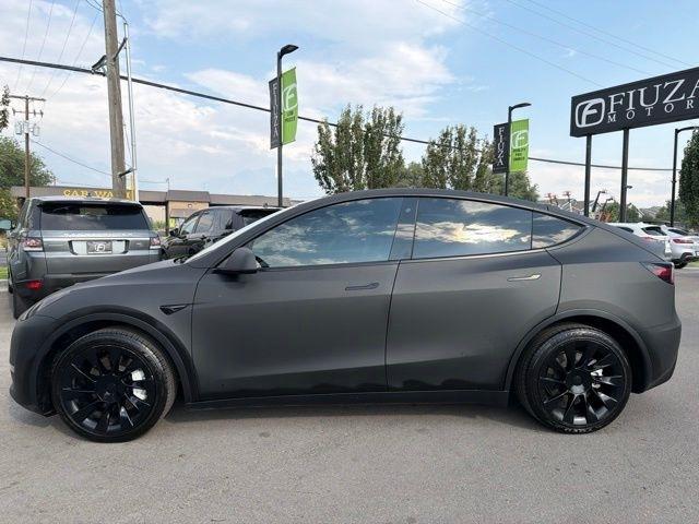 Tesla Model Y  2020