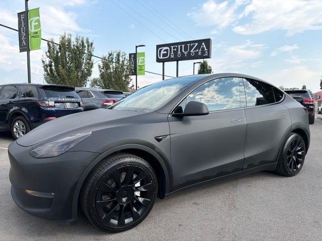 Tesla Model Y  2020