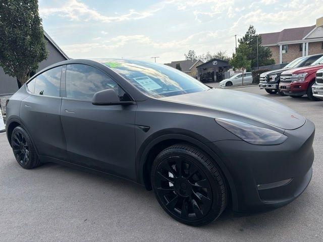 Tesla Model Y  2020