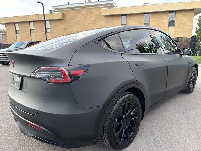 Tesla Model Y  2020