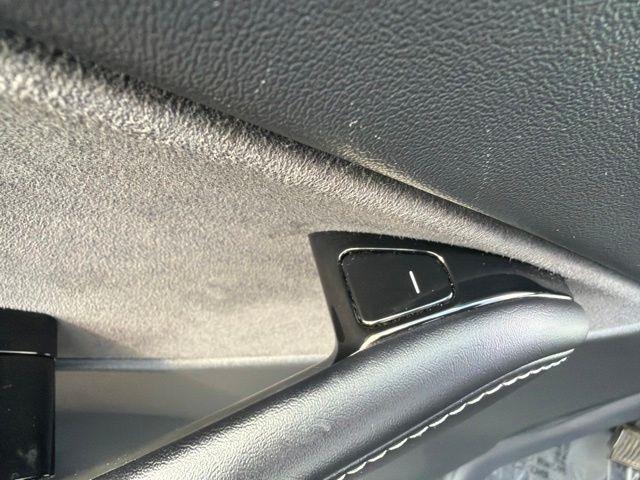 Tesla Model Y  2020