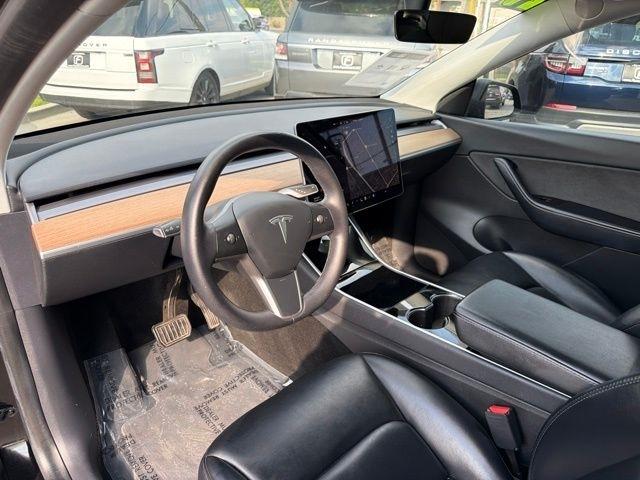 Tesla Model Y  2020