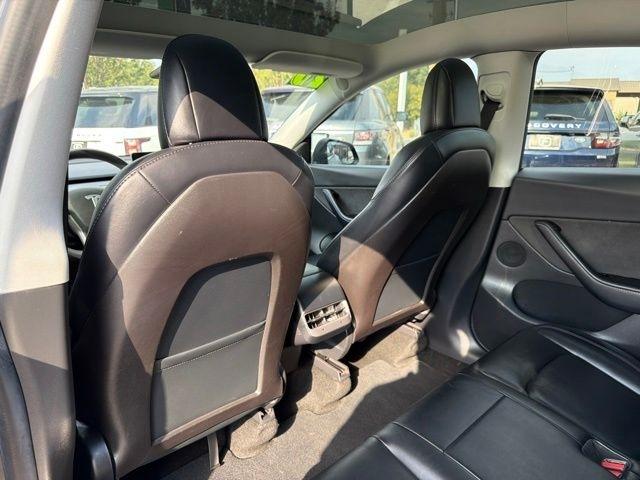 Tesla Model Y  2020