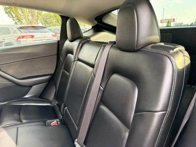 Tesla Model Y  2020