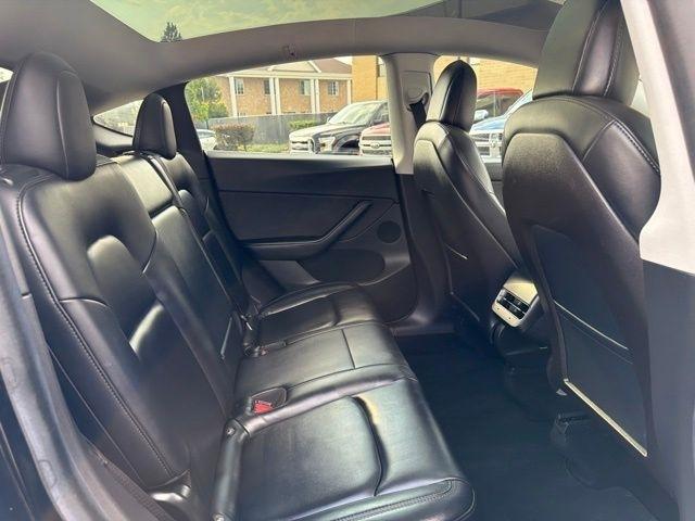 Tesla Model Y  2020