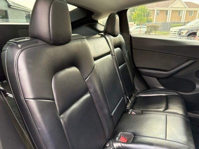 Tesla Model Y  2020