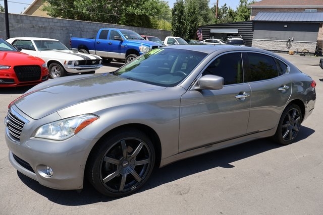 Infiniti M37  2013 Infiniti M37  2013