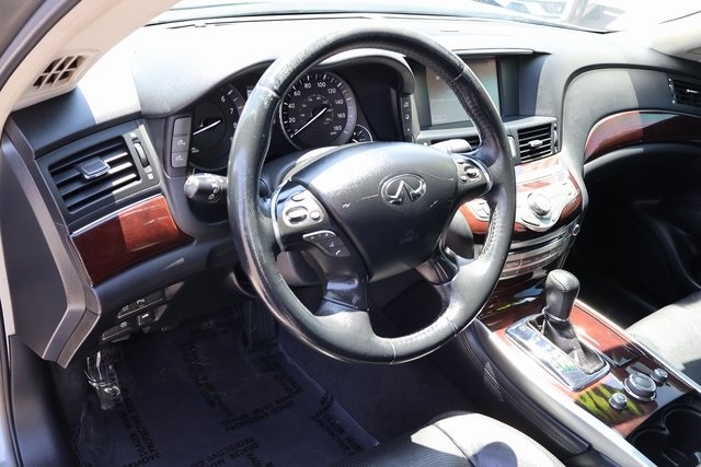 Infiniti M37  2013 Infiniti M37  2013