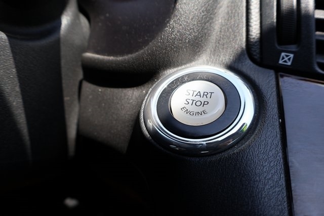 Infiniti M37  2013 Infiniti M37  2013