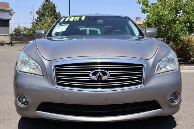 Infiniti M37  2013