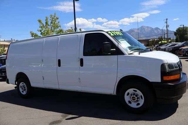 GMC Savana Cargo Van  2019 GMC Savana Cargo Van  2019