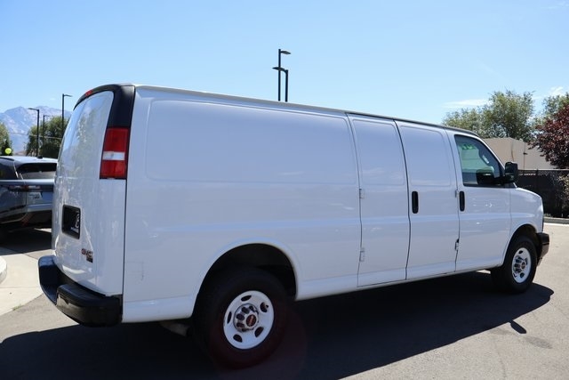 GMC Savana Cargo Van  2019 GMC Savana Cargo Van  2019