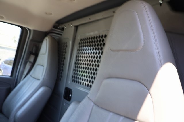 GMC Savana Cargo Van  2019 GMC Savana Cargo Van  2019