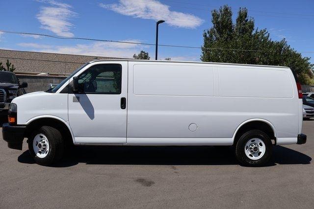 GMC Savana Cargo Van  2019