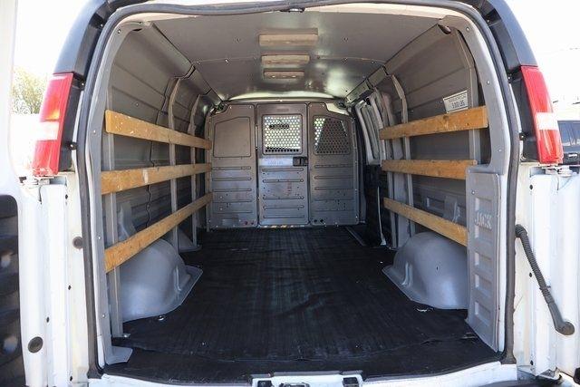 GMC Savana Cargo Van  2019