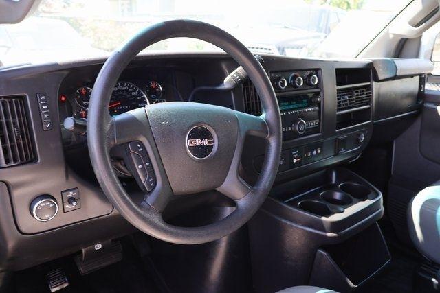 GMC Savana Cargo Van  2019