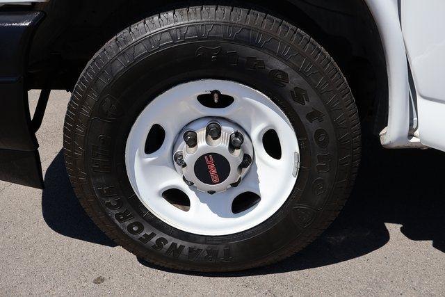 GMC Savana Cargo Van  2019