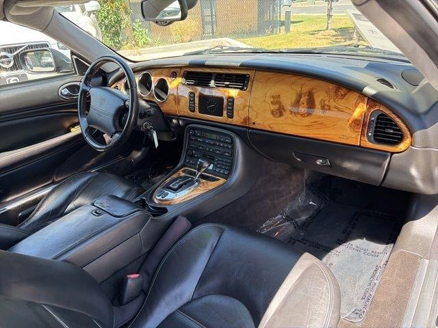 Jaguar XK8  2006