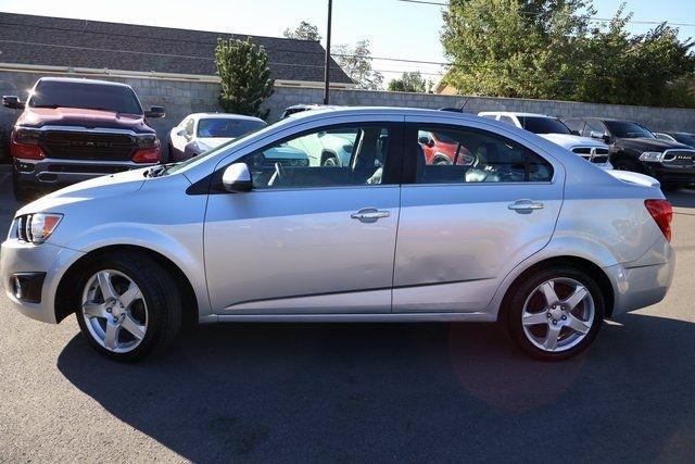 Chevrolet Sonic  2015