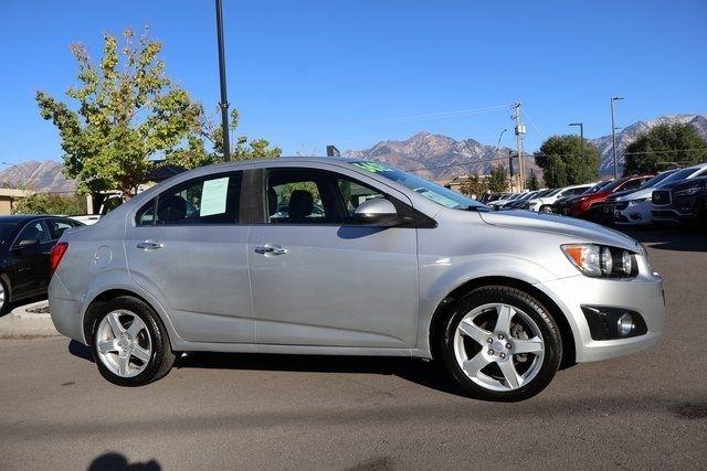 Chevrolet Sonic  2015