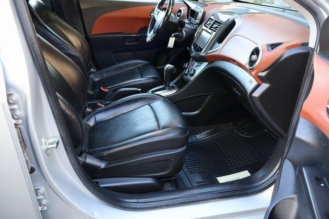 Chevrolet Sonic  2015