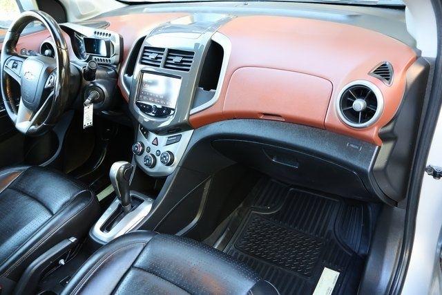 Chevrolet Sonic  2015