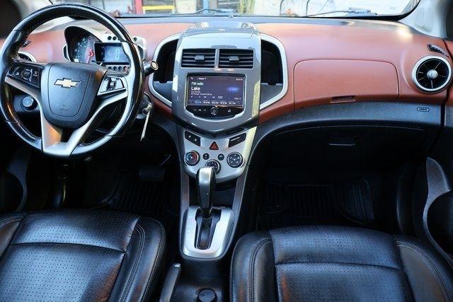 Chevrolet Sonic  2015