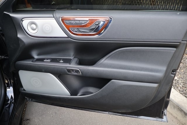 Lincoln Continental  2020