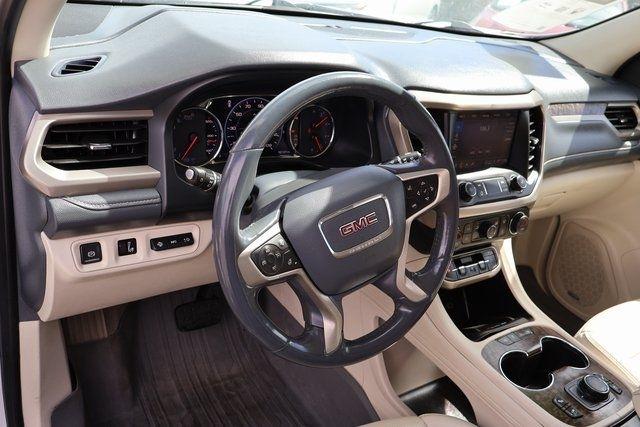 GMC Acadia  2021