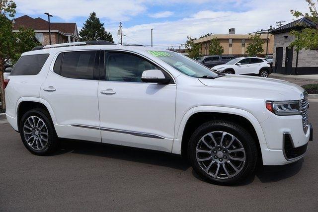 GMC Acadia  2021