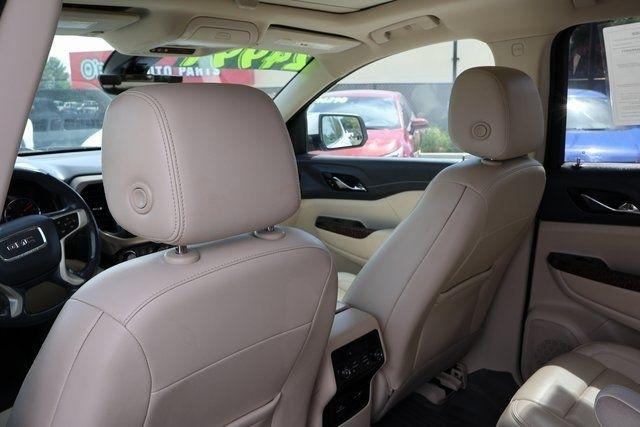 GMC Acadia  2021