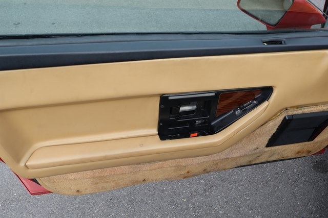 Chevrolet Corvette  1984