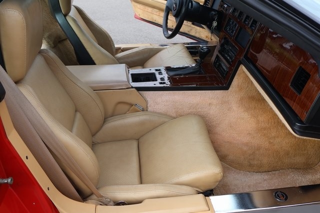 Chevrolet Corvette  1984