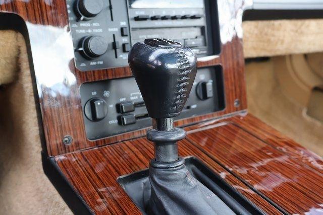 Chevrolet Corvette  1984